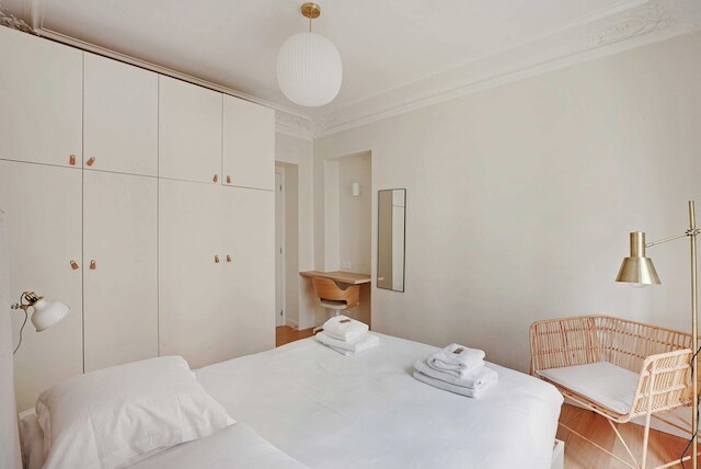 オーセンティック アパートメント - 3ベッドルーム/8人 - クリニャンクール