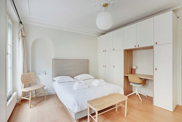 オーセンティック アパートメント - 3ベッドルーム/8人 - クリニャンクール