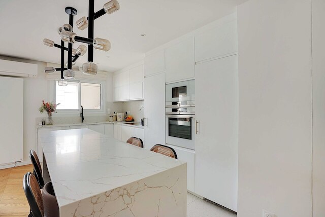 モダン、スペーシャス アパートメント ジャスト アウトサイド パリ