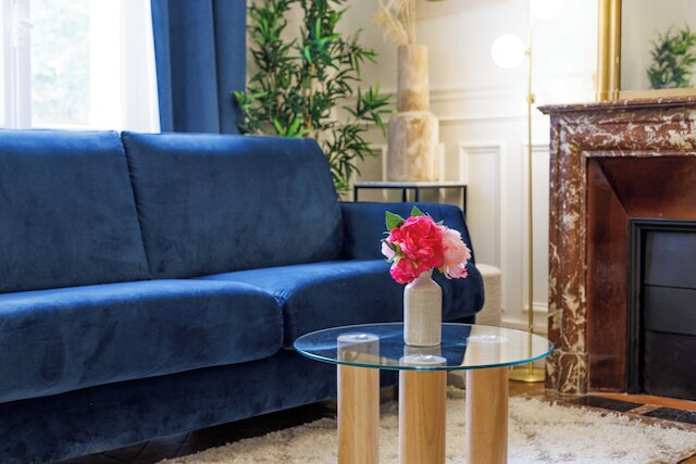 シック アンド リファインド アパートメント