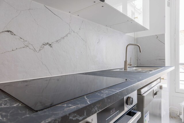 シック アンド ウェルカミング アパートメント