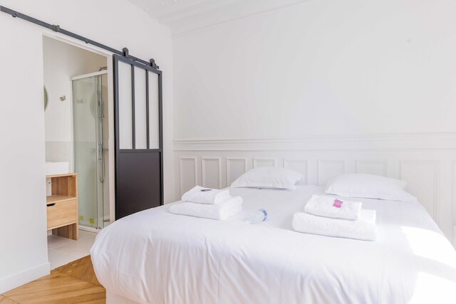 シック アンド ウェルカミング アパートメント