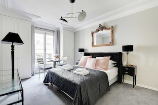 マグニフィセント 2人 スタジオ ルーブル ミュージアム / チュイルリー