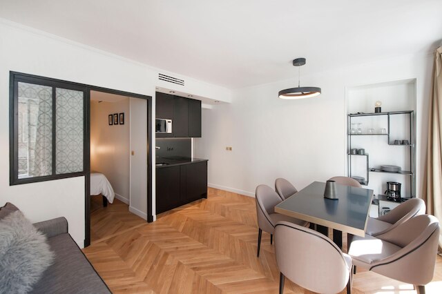 オデオン ノートルダム ド パリ C