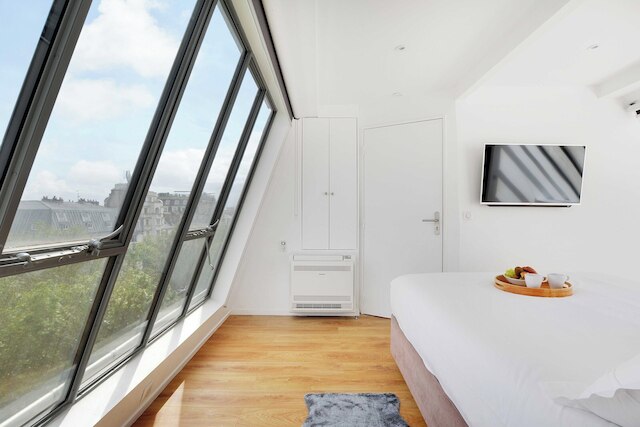 エクセプショナル トリプレックス ウィズ テラス - モンマルトル