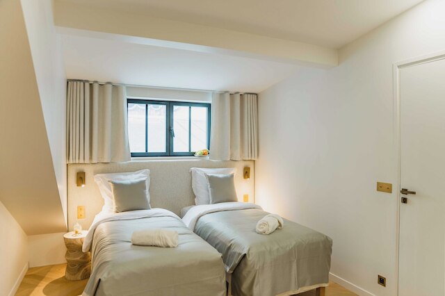 スペーシャス ロフト ウィズ スパ - 4ベッドルーム/8人 - モンマルトル