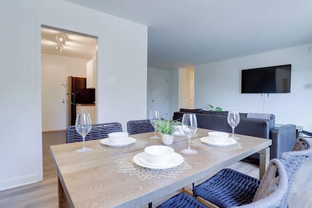 コンテンポラリー スタジオ バイ バートン パーク