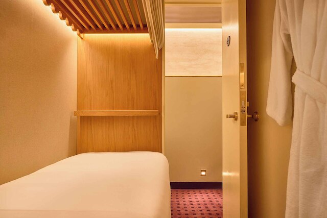 ナウ ナウ ノホ