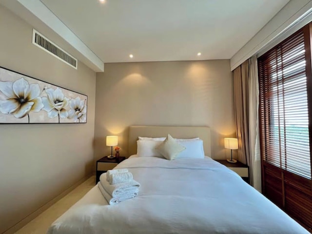 ブルースカイ アバロン サイゴン センター ラグジュアリー