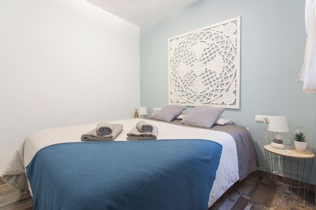 スカイ イズ ブルー イン グラナダ