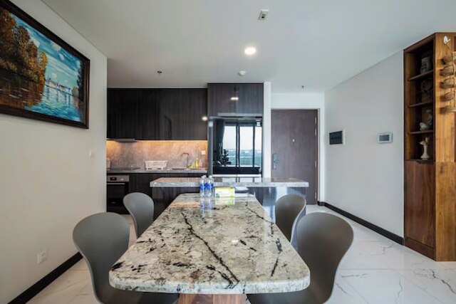 ブルースカイ リンデン レジデンシズ エンパイア ラグジュアリー