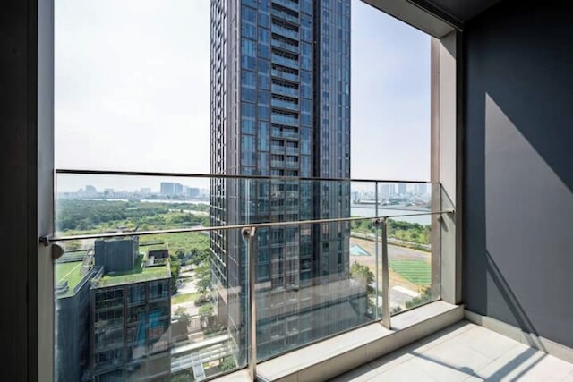 ブルースカイ リンデン レジデンシズ エンパイア ラグジュアリー