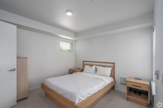 モダン スタジオ ステップス トゥ UW