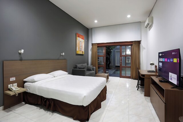 ジャンブルウク レジデンス パクブウォノ