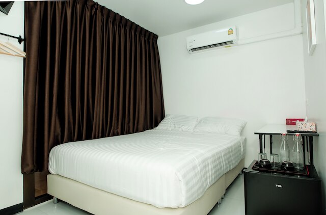 ザ ホステル エラ