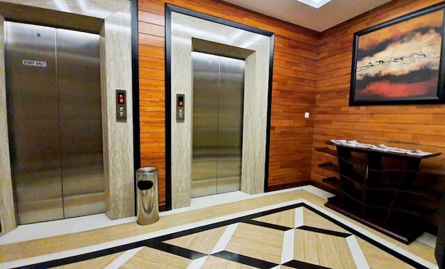 MP オテル ケラパ ガディン