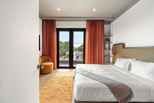 ザ ローバー マイアミ