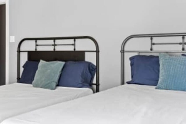 ラージ 3 ベッドルーム 2 バスルーム ローワー ビショップ アーツ ニア ダウンタウン ダラス