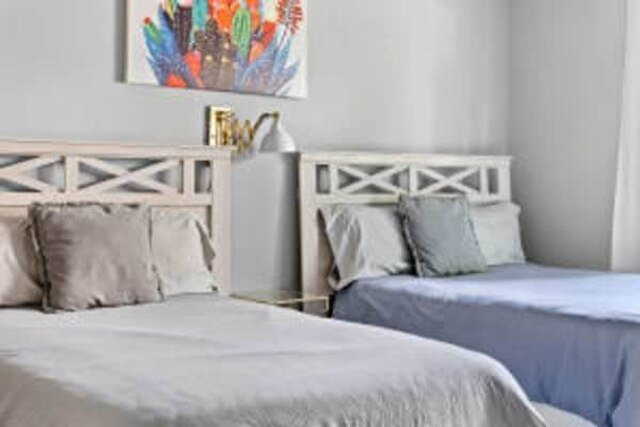 ラージ 3 ベッドルーム 2 バスルーム ローワー ビショップ アーツ ニア ダウンタウン ダラス