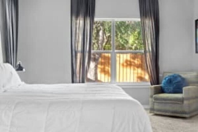 ラージ 3 ベッドルーム 2 バスルーム ローワー ビショップ アーツ ニア ダウンタウン ダラス