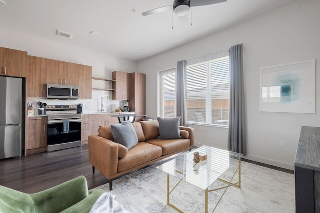 メッド ジェット イーズ 1 ベッドルーム プライベート バックヤード DAL Utsw