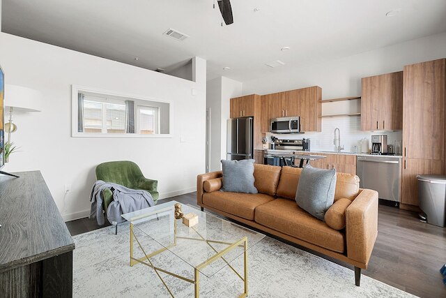 メッド ジェット イーズ 1 ベッドルーム プライベート バックヤード DAL Utsw