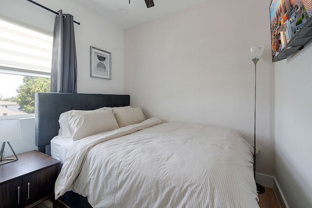 モダン タウンホーム ルーフトップ バックヤード ガレージ