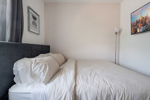 モダン タウンホーム ルーフトップ バックヤード ガレージ