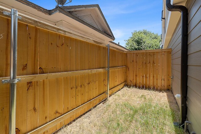 モダン タウンホーム ルーフトップ バックヤード ガレージ