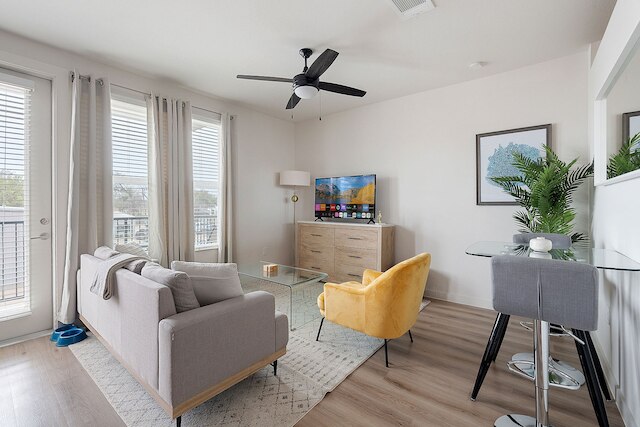 スカイハイ コンフォート 1ベッドルーム ジム プール ペットフレンドリー