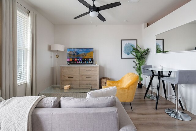 スカイハイ コンフォート 1ベッドルーム ジム プール ペットフレンドリー