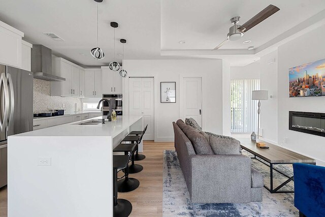 モダン アーバン ゲッタウェイ ルーフトップ バックヤード