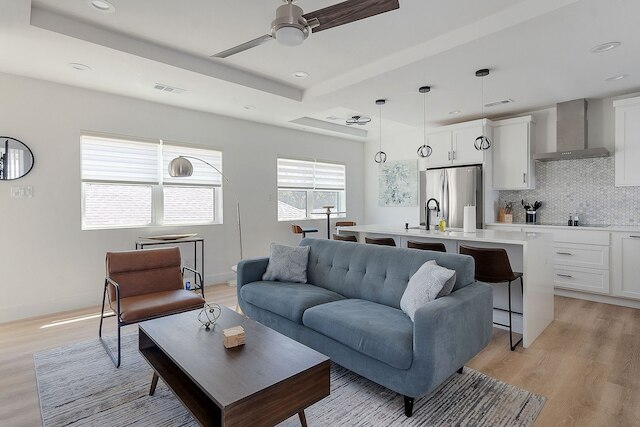 モダン タウンホーム ルーフトップ バックヤード ガレージ 2