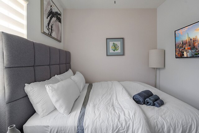 モダン タウンホーム ルーフトップ バックヤード ガレージ 2