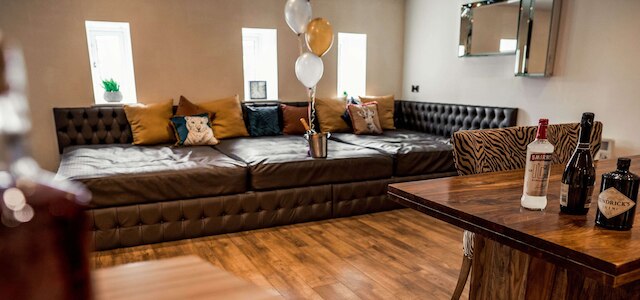 インフィニティ パーティーパッドリバプール ヘン アンド スタグ ウェルカム