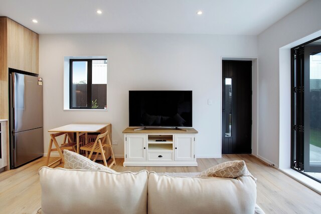 アーバン ヴォーグ エスケープ ウィズ パーキング - エアコン