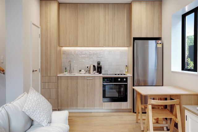 アーバン ヴォーグ エスケープ ウィズ パーキング - エアコン