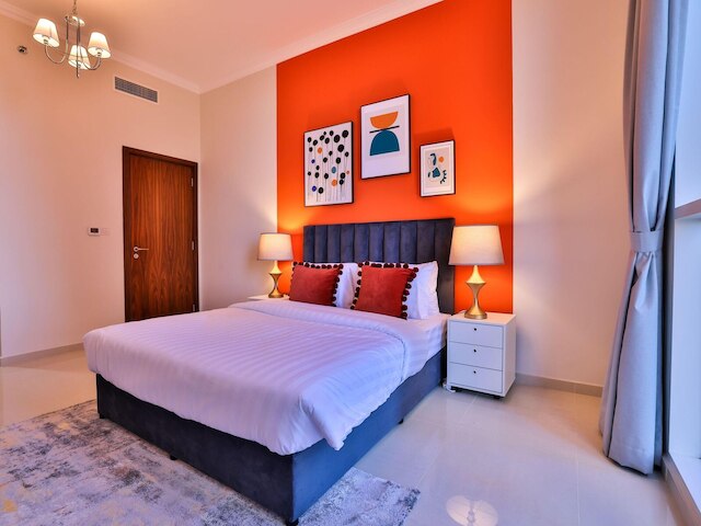 ラックス アパートメンツ ニア ドバイ モール、ブルジュ ハリファ - プール、ジム、& パーキング