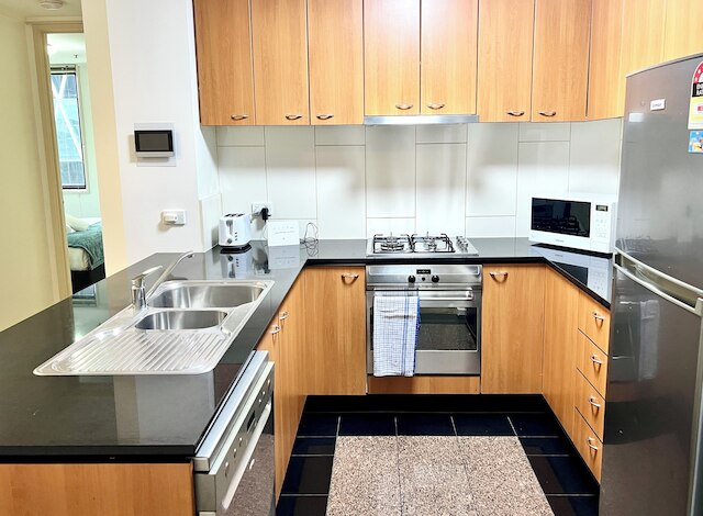 レディセット アパートメンツ アット ザ サミット