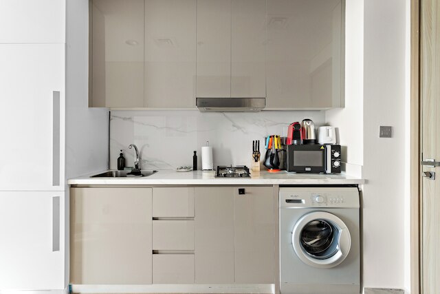 シルクハウス ファルハド アジジ