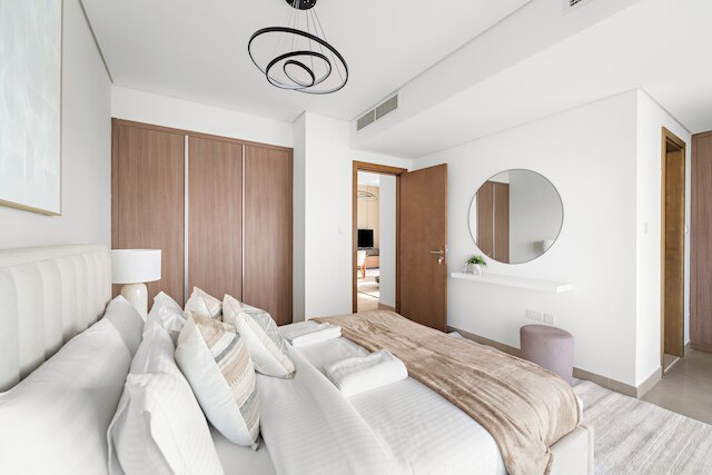 シルクハウス アジジ アリヤ