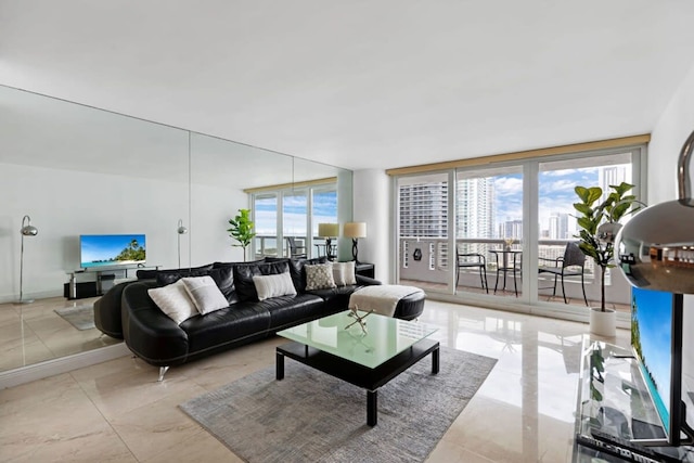 ベイフロント ジェム ウィズ バルコニー アンド プール