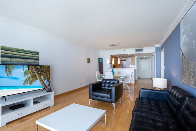 オーシャンビュー ウィズ ラージバルコニー プール アンド ホットタブ