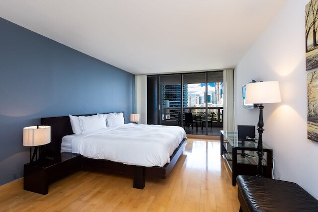 オーシャンビュー ウィズ ラージバルコニー プール アンド ホットタブ