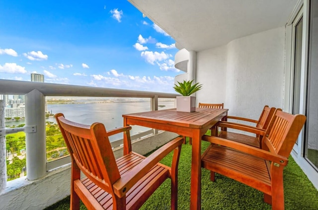 セリーン アンド モダン アパートメント セントラリー ロケーテッド