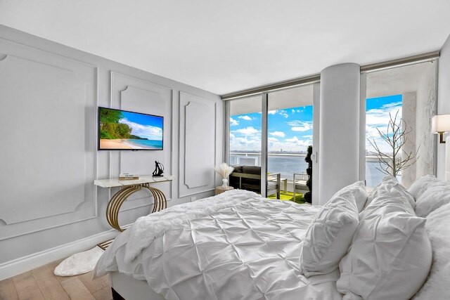 インクレディブル ウォーターフロント ペントハウス ウィズ ベイビュー