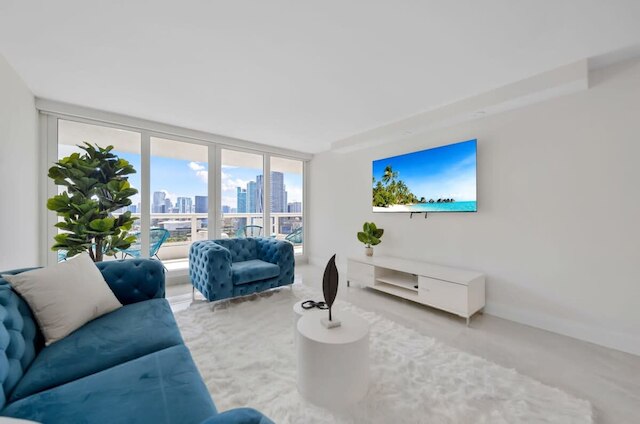 ブルーミング サン ダイレクト オーシャン ビュー