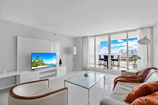 オーシャン ブリーズ アンド エメラルド ウォーター