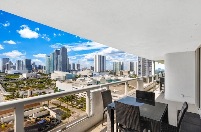 オーシャン ブリーズ アンド エメラルド ウォーター