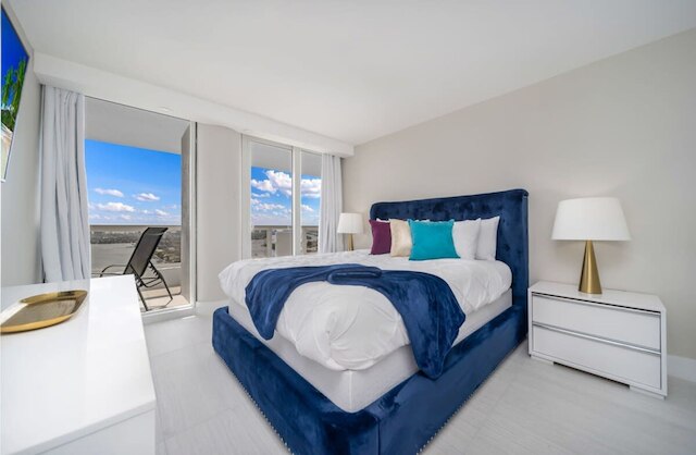 サンライズ オン ザ ベイ